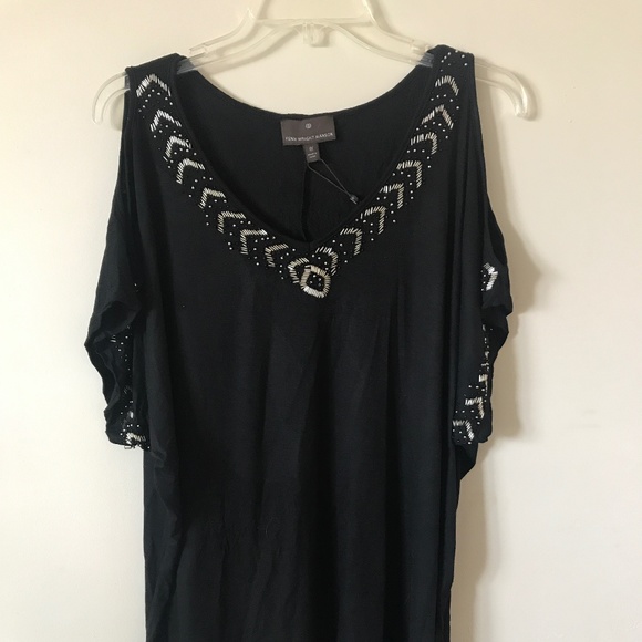 Fenn Wright Manson Tops - NWOT Cold Shoulder Top w/ hand embroidered beaded accents. Black. Size 1X.